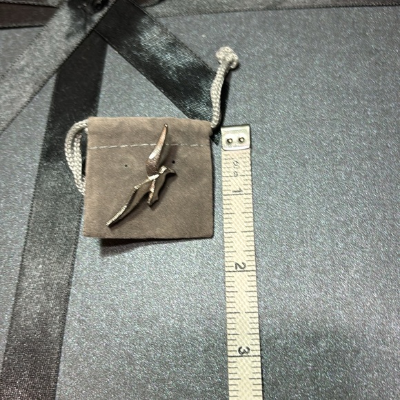 Silver tone Bird Tac EUC - Picture 4 of 4